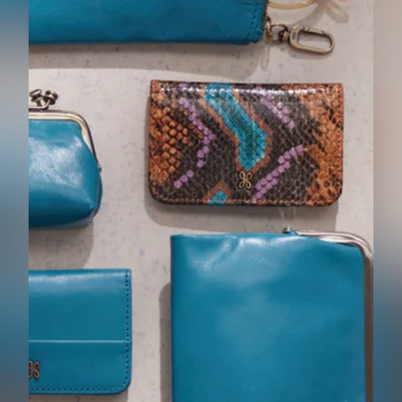 HOBO Deep Polished Leather | Biscayne Blue - Leather Small Wallet - Picture 5 of 5